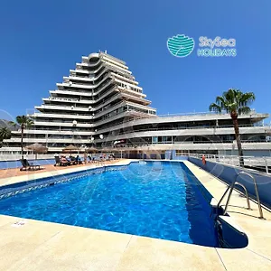 https://skysea-puerto-marina.1costadelsol.com
